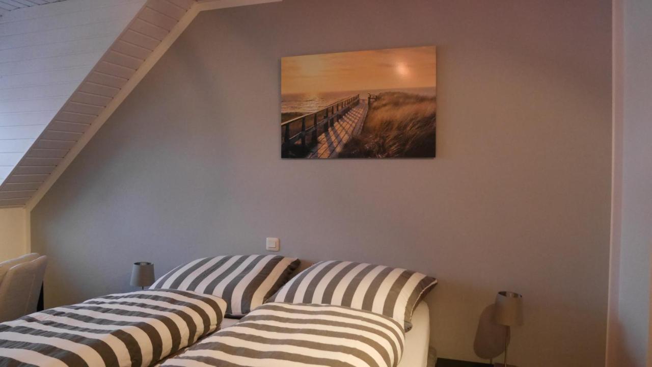 Ruhiges Zimmer Naehe Nuernberg Messe Mit Wallbox Buitenkant foto